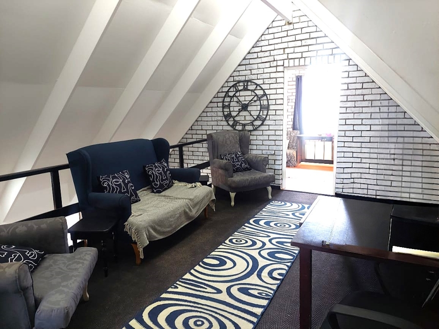 3 Bedroom Property for Sale in Gordons Bay Central Western Cape